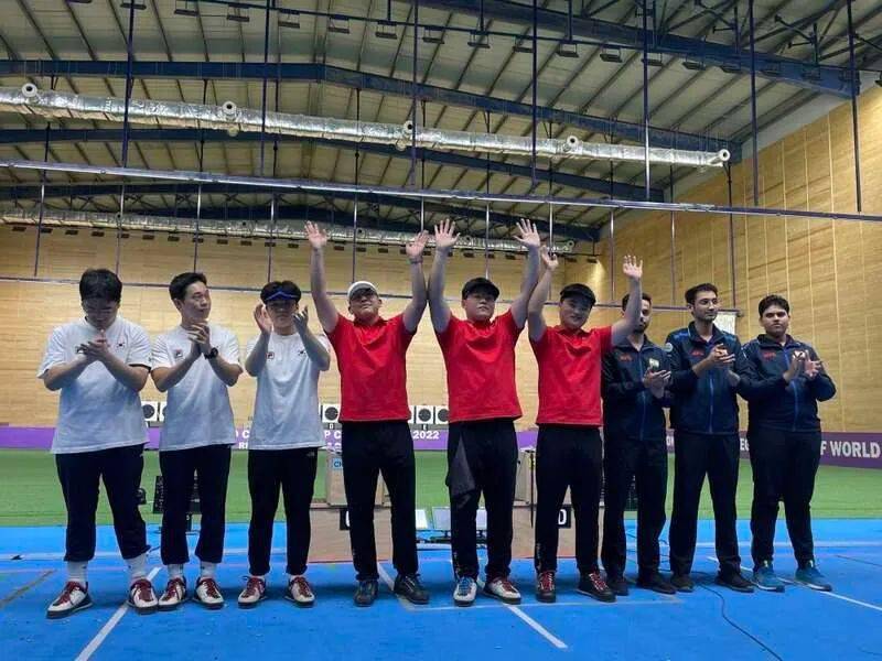 丹麦射击队在团体赛中夺冠