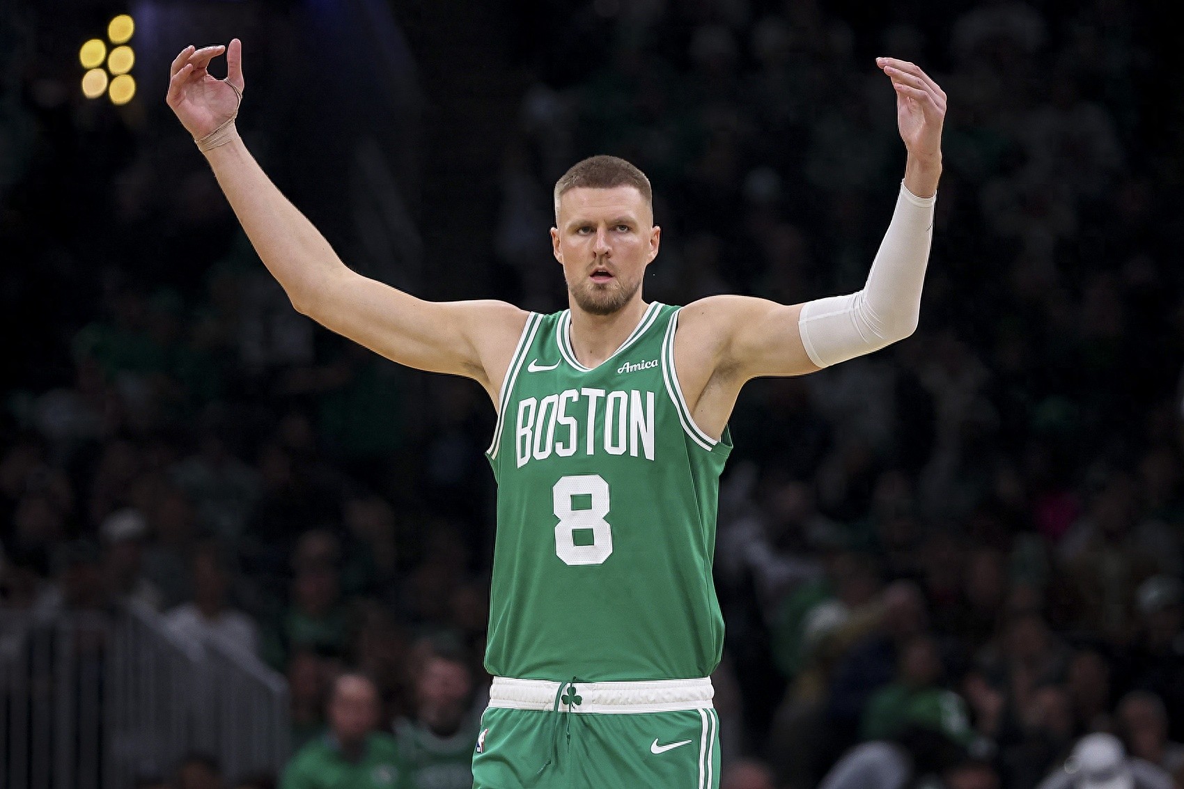 凯尔特人再背负失利，瓦妮特表现平庸的简单介绍