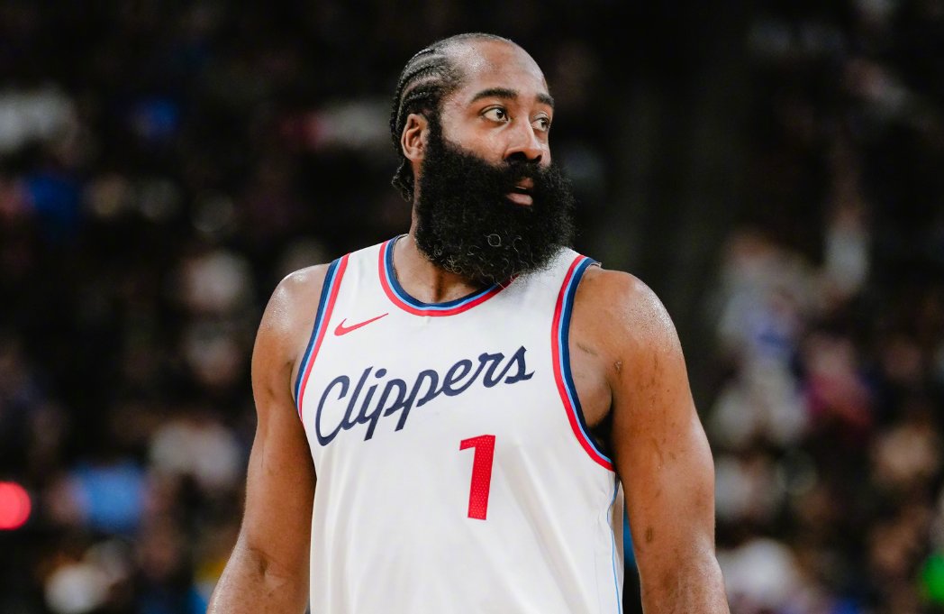 火箭客场战胜国王，哈登三双表现全方位引领胜利