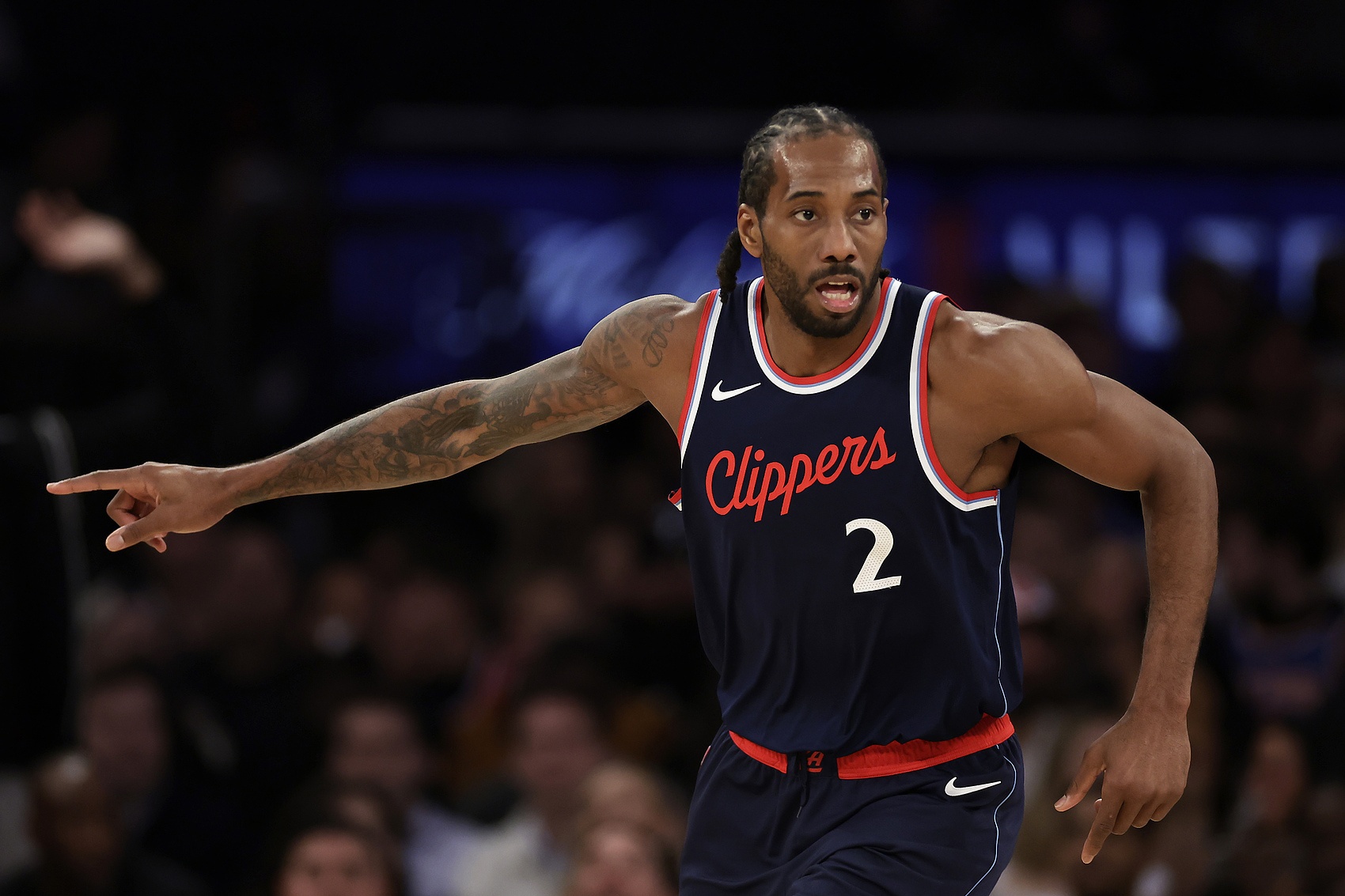 快船大胜篮网，取得十连胜